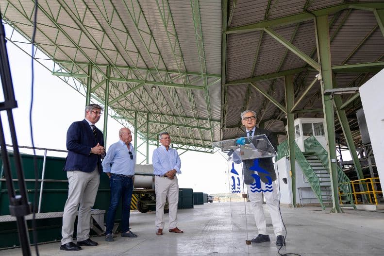 Ratifican el convenio para poner en riego 1.000 hectáreas nuevas en Puente Genil