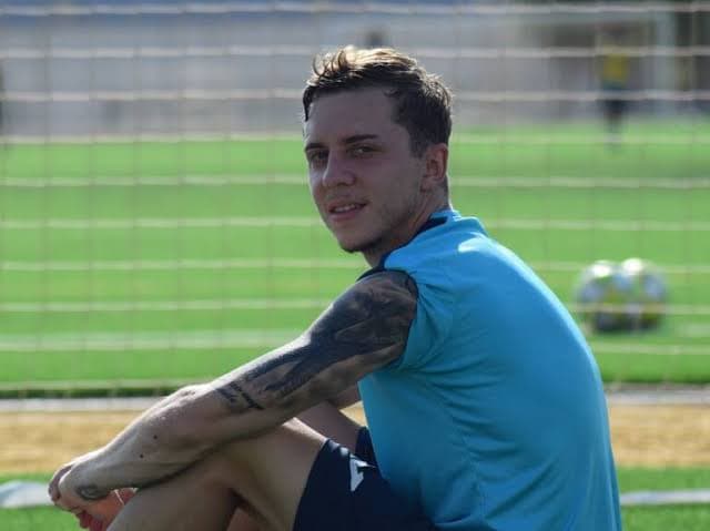 El extremo pontanés Loren Burón ficha por el Orihuela, equipo del grupo 3 de Segunda RFEF